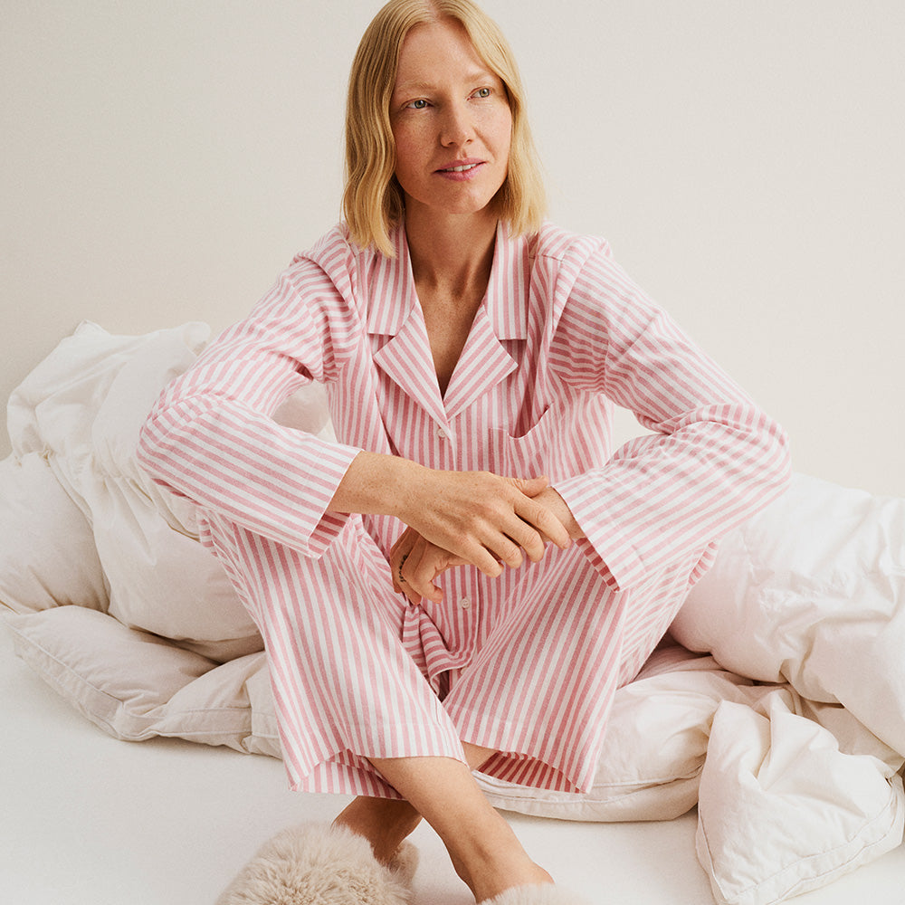 Model wearing polka pyjamas, mobile