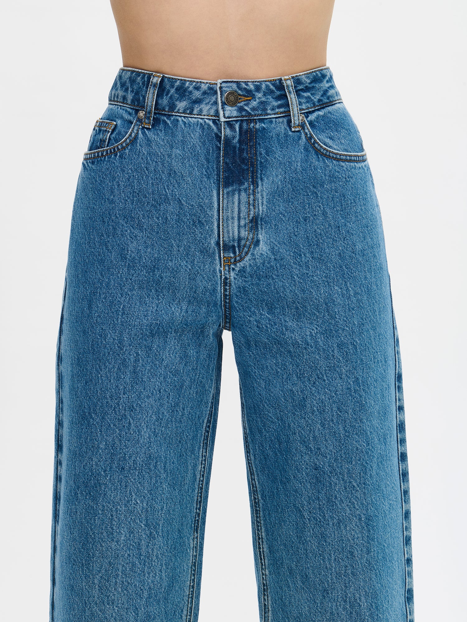 Nanson naisten siniset Cropped Levee-farkut edestä