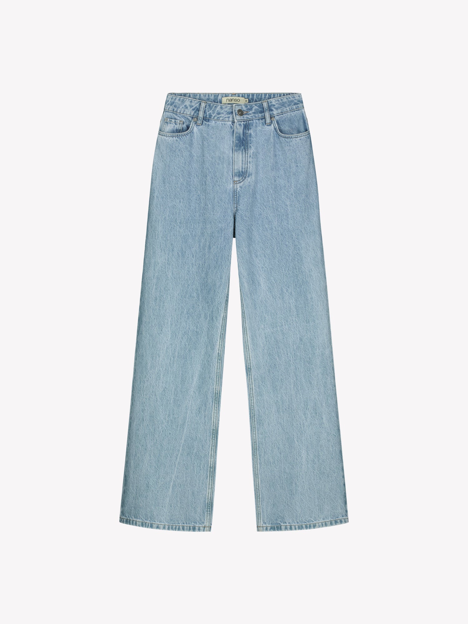 Nanson naisten vaaleansiniset leveälahkeiset Levee-farkut korkealla vyötäröllä tuotekuvassa edestä päin.