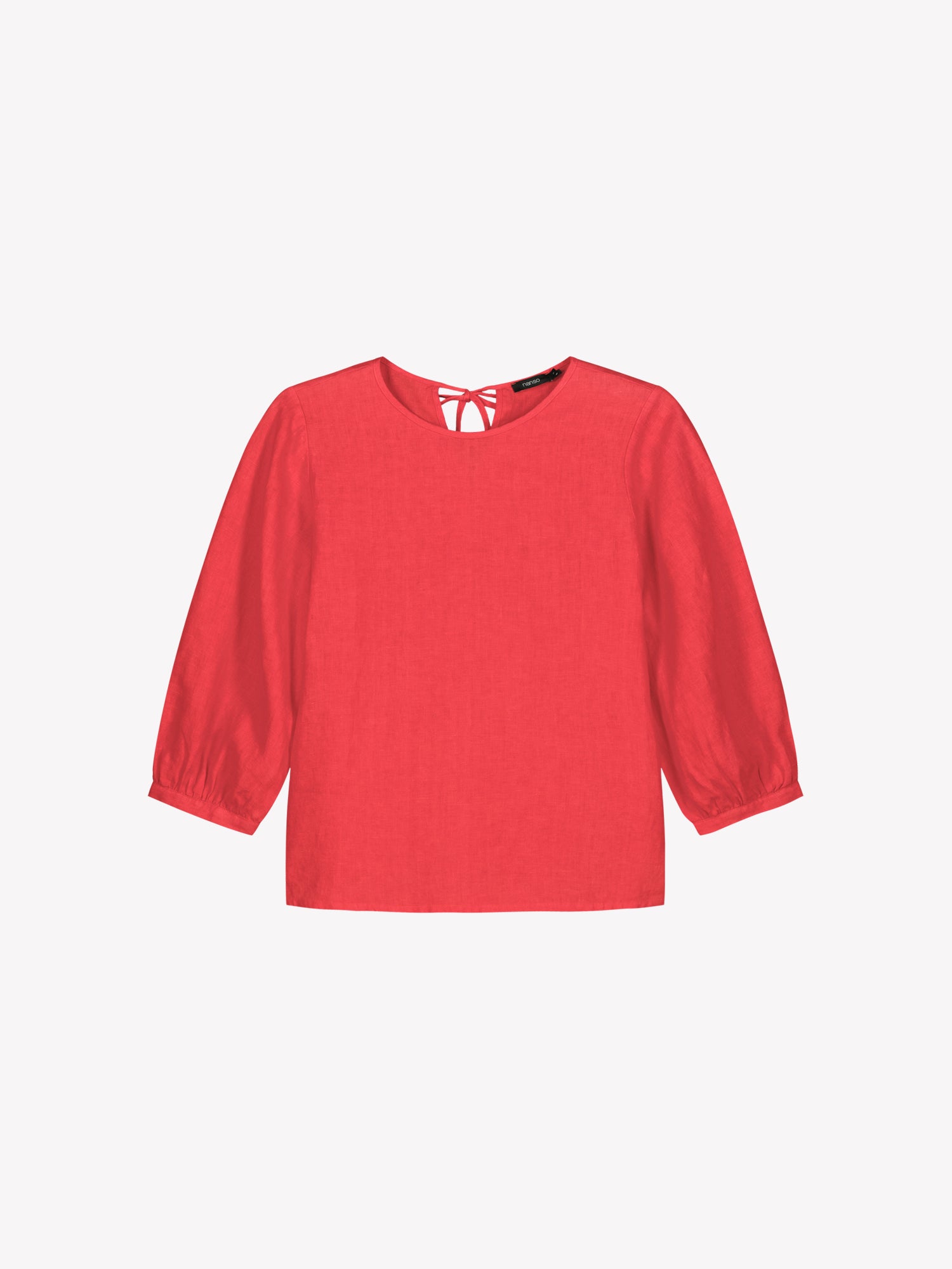 Nanson naisten kaunis punainen Saralia-pellavapusero tuotekuvassa edestä.