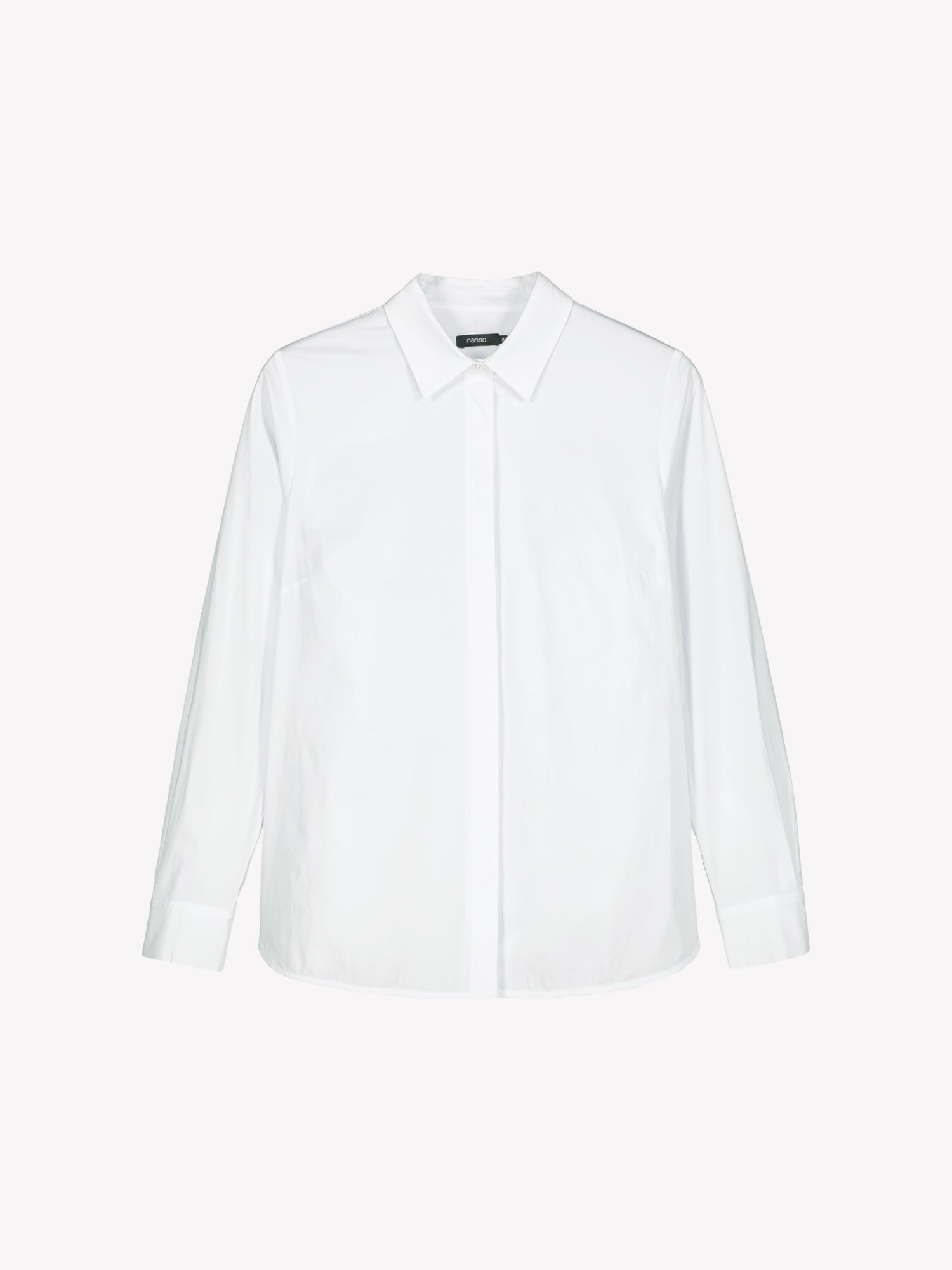 Nanson naisten valkoinen klassinen Helena-paitapusero tuotekuvassa.