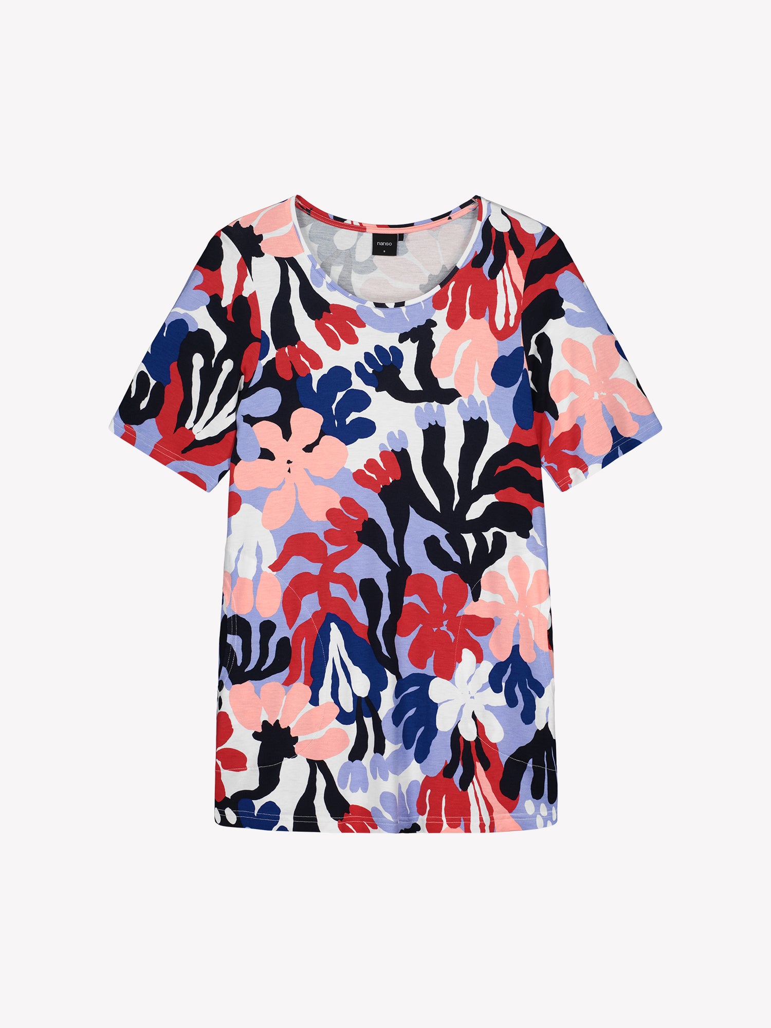 Nanson naisten laadukas kuosillinen trikootunika. Hieman A-linjaisessa tunikassa on avara, pyöreä pääntie, sivutaskut ja lyhyet hihat.