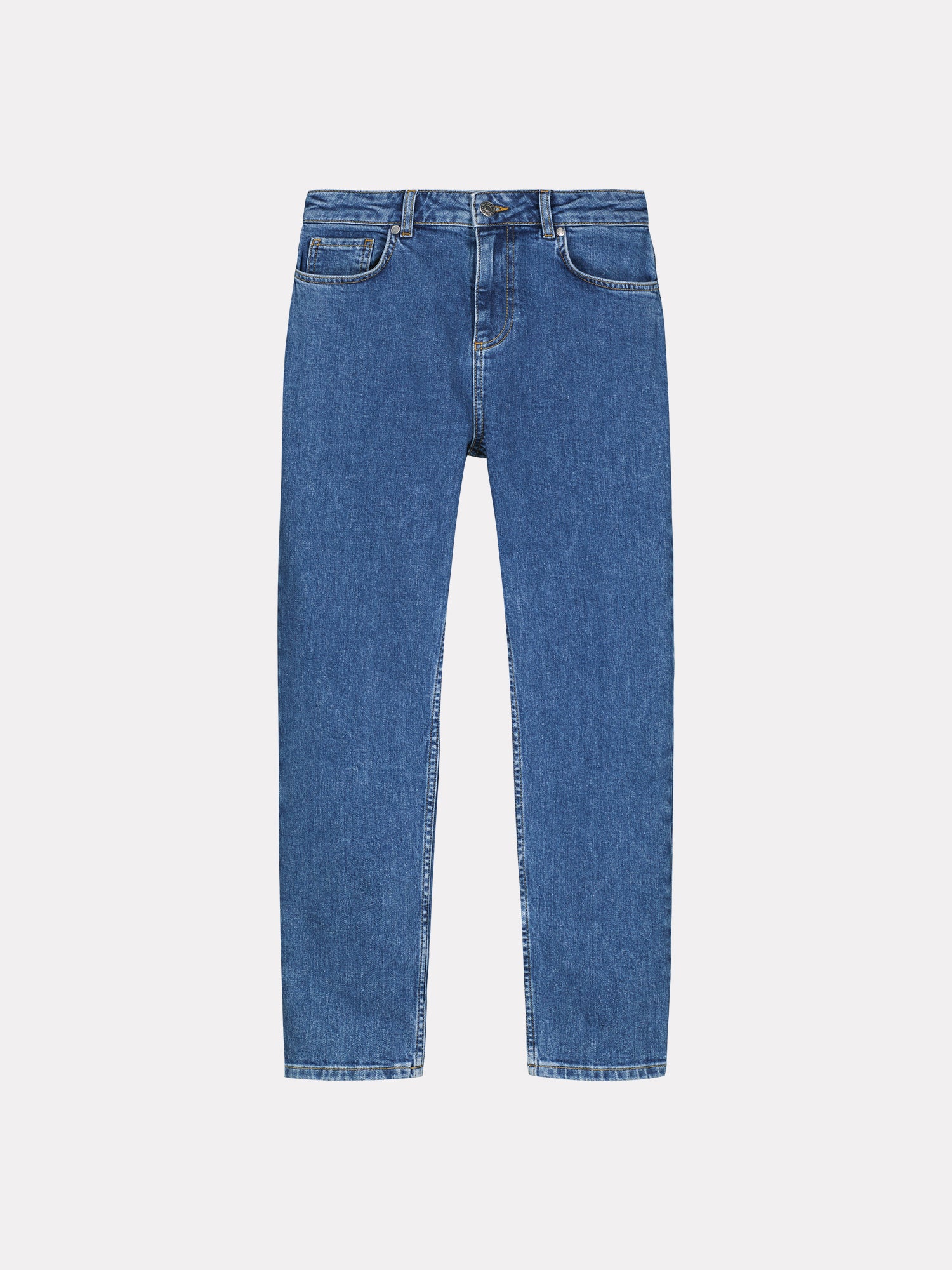 Nanson naisten mukavat ja vajaamittaiset siniset Fiilis-farkut tuotekuvana edestä. Kevyesti kapeneva lahje ja klassinen farkkumalli.