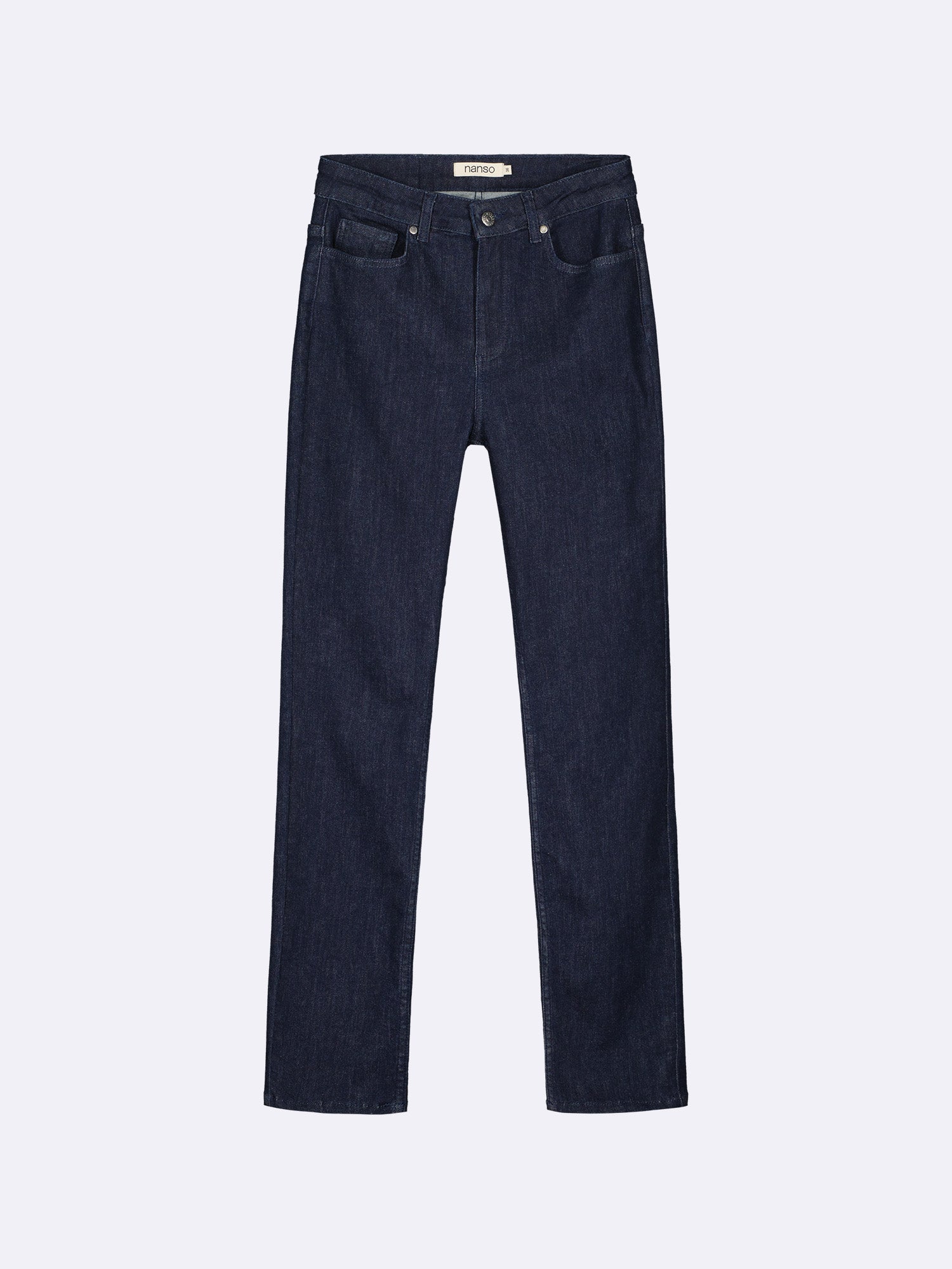 Nanson naisten istuvat tummansiniset Pilli-farkut, joissa on normaalikorkuinen vyötärö edestä