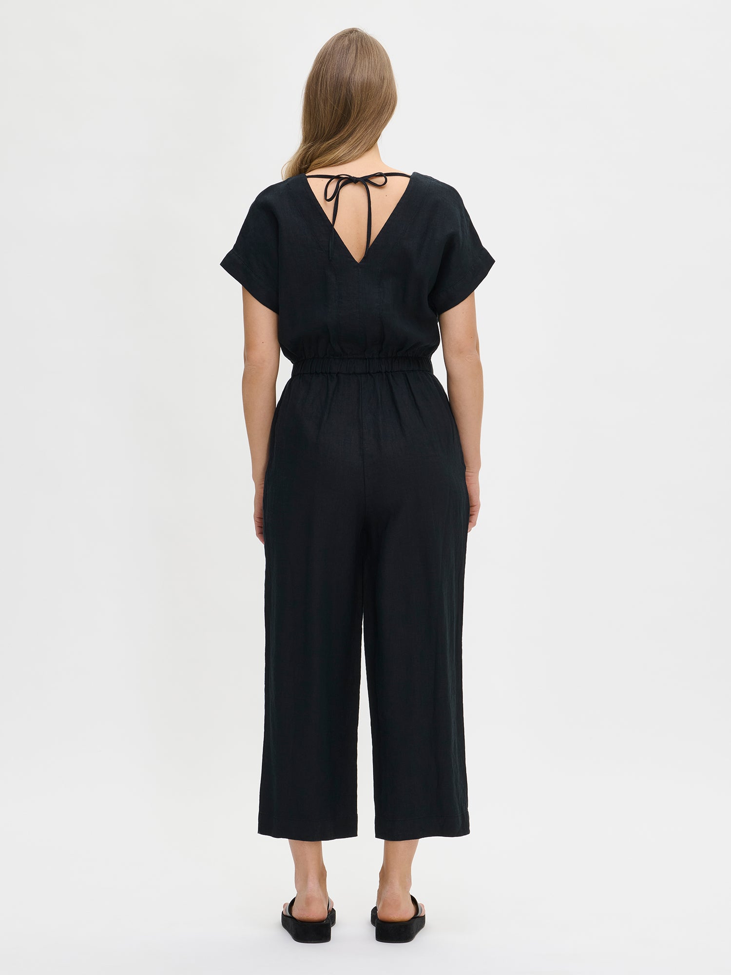 Nanson naisten kaunis musta Saari-haalari koossa 36 takaa