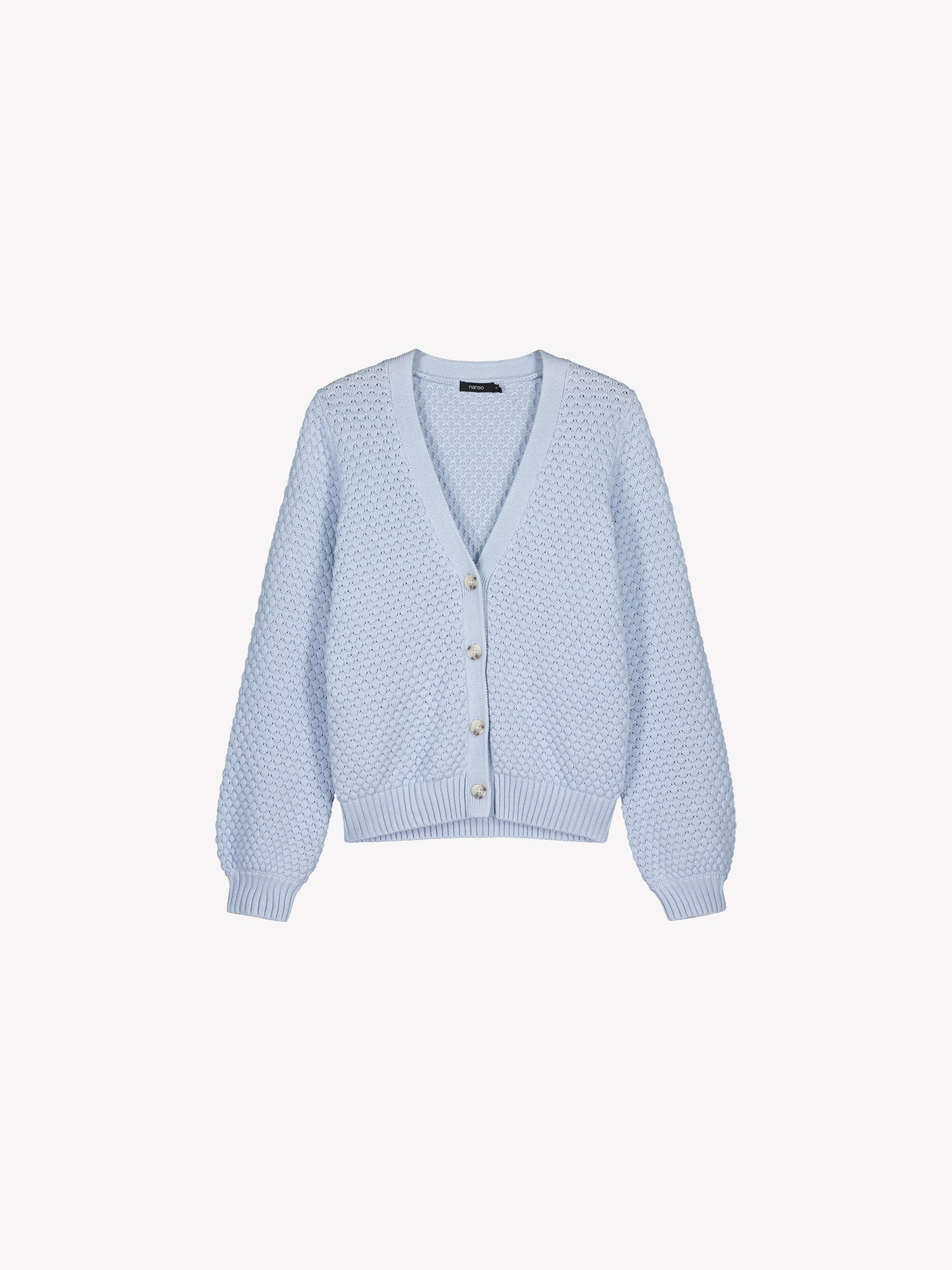 Nanson naisten vaalea sininen struktuuripintainen Kumpu-neuletakki tuotekuvassa edestä kuvattuna 