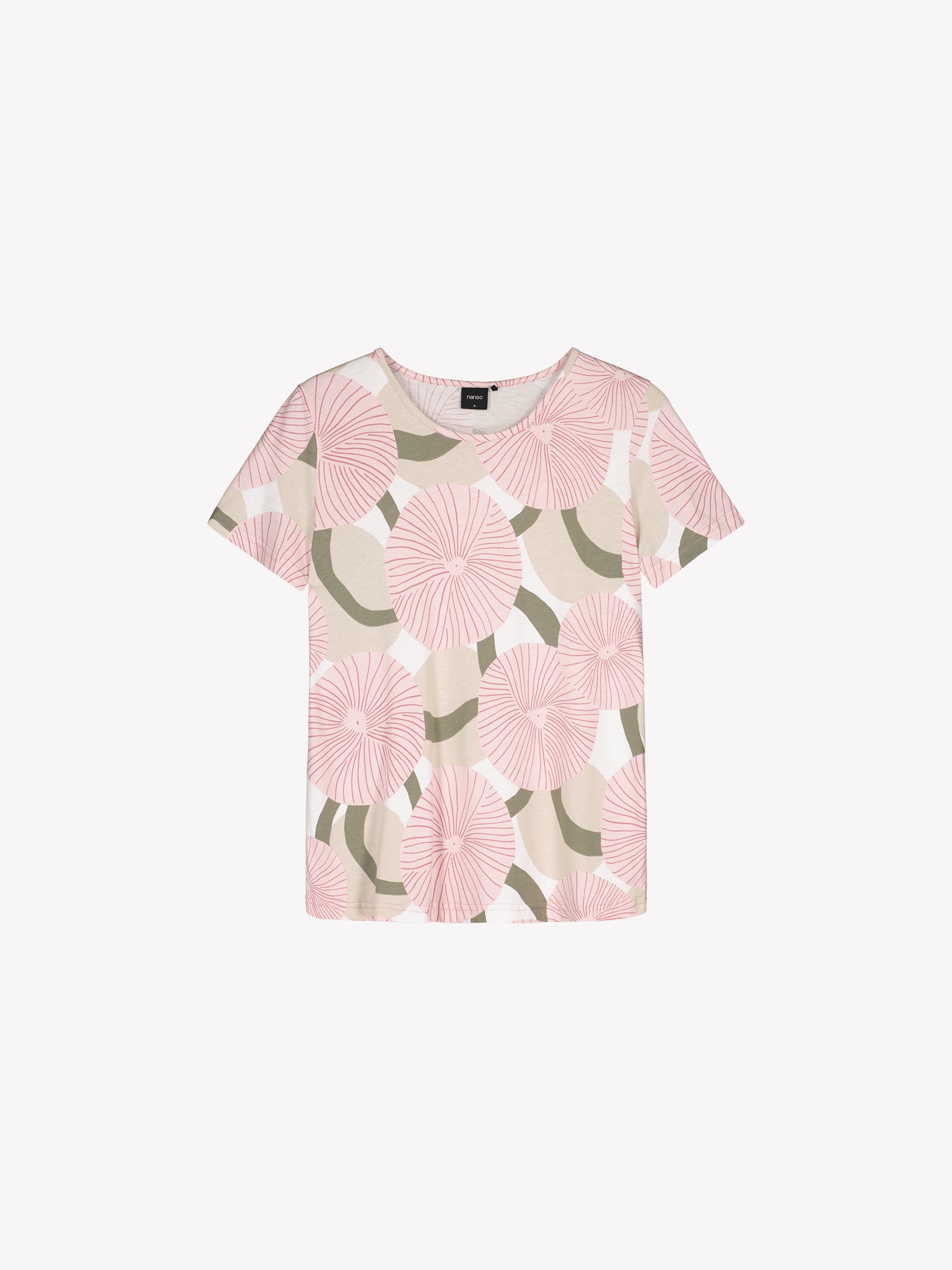 Hedda-pyjaman paita tuotekuvassa