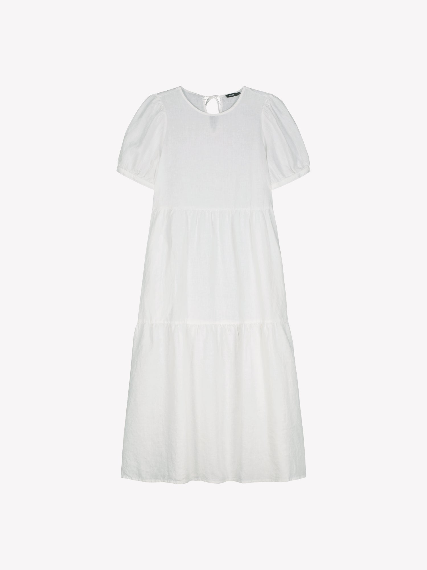 Naisten kaunis valkoinen Sarastus-pellavamekko volyymisilla frillakerroksilla ja lyhyillä puhvihihoilla tuotekuvassa