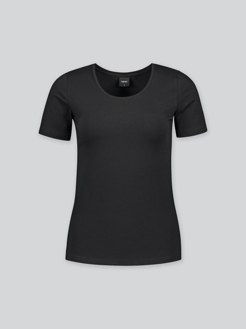 Nanson naisten klassinen musta Basic T-paita pyöreällä pääntiellä.